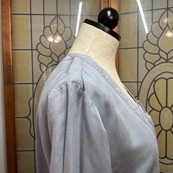 J. Jill Blue Rain Chambray Lace-up Pullover Peasant Pop Over Blouse Top Size L - Picture 5 of 13